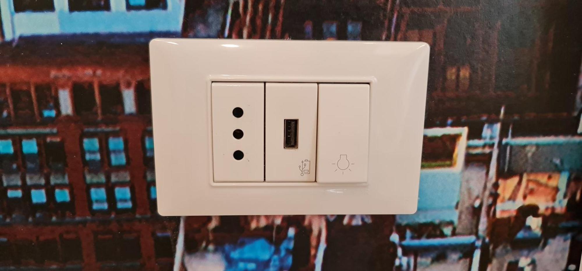 Bsuites Trieste In Centro Storico Con Wifi Padova Room photo